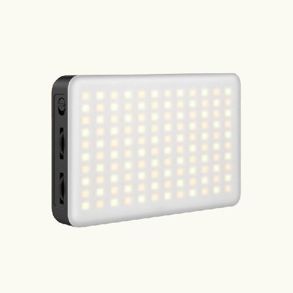 Ulanzi Vijim VL120 Bi-color led lamp