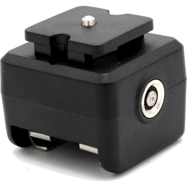 Caruba hotshoe adapter (middencontact naar X Contact)