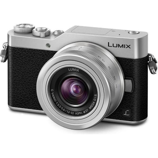 Panasonic Lumix DC-GX800 + 12-32mm f/3.5-5.6 Zilver