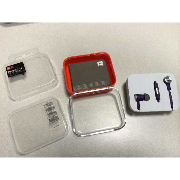 JBL E10 Paars in-ear koptelefoon