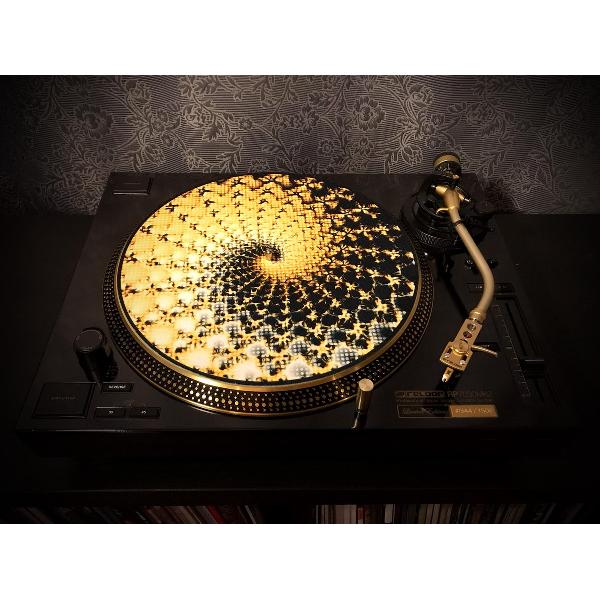 Zoetrope Felt Turntable Slipmat “Fire Fractal”