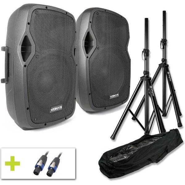 Complete Vonyx geluidsinstallatie met twee 15 speakers