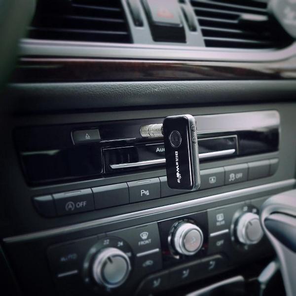 Premium Bluetooth V4.1 Geschikte Muziekontvanger Streamer - Draadloze Bluetooth V4.1 verbinding via deze bluetooth receiver! geen verlies kwaliteit- Inclusief Jack 3.5 MM Aux Aansluiting