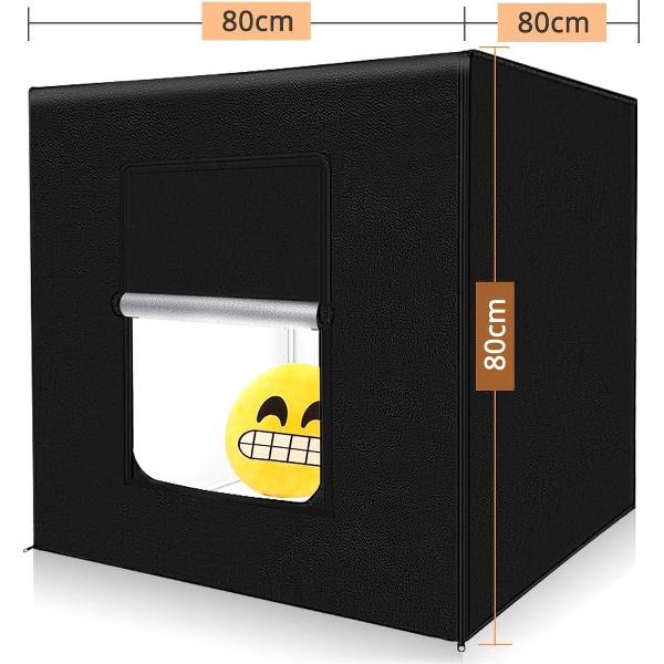 Travor Fotostudio - Draagbaar - Foto Box - LED verlichting - Studiotent - 80x80 cm - Fototent - Opvouwbaar - Opnametent - 3 Achtergronden