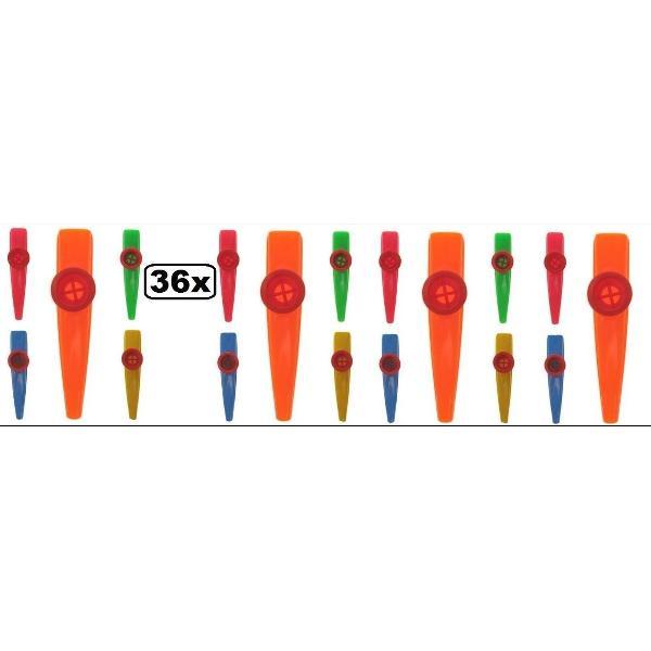 36x Muziekinstrument Kazoo assortie kleuren