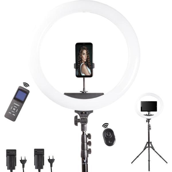 Varin® LED Ringlamp set met statief - 19 inch (48,26 cm) - 60W en CRI >95 - 70 t/m 240 cm hoogte - Incl. accu's en laders - RGB en afstandsbediening - Bluetooth remote shutter voor smartphone - Geschikt voor Gimbal - Daglichtlamp - Studiolamp