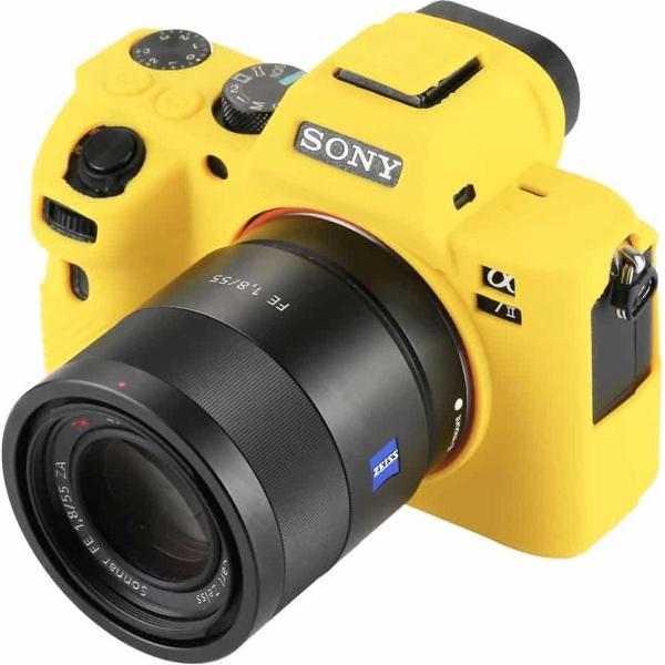 PULUZ Soft Silicone Protective Case for Sony ILCE-7MII / 7SMII / 7RMII(Yellow)