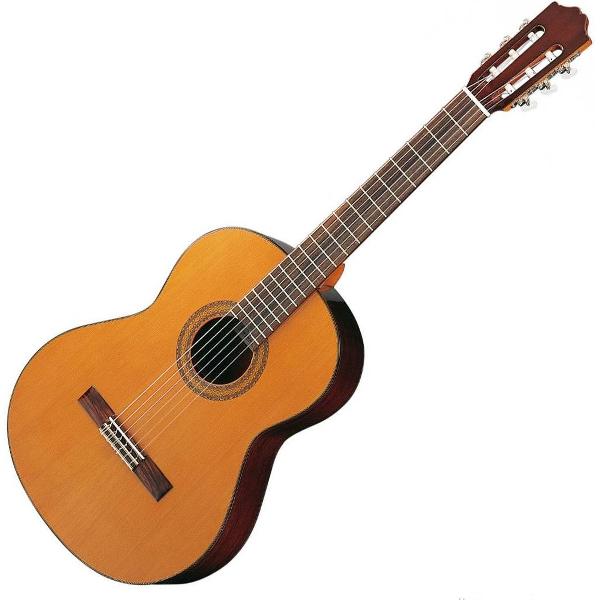 Cuenca model 30 klassieke gitaar met massief ceder bovenblad
