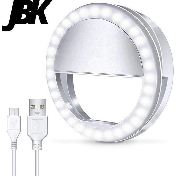 SELFIE RING LIGHT - JBK® - Oplaadbaar - Ringlight - Mobiel - Tablet - Laptop - Smartphone - IPHONE - IPAD - LEDLAMP met DRIE heldere standen. Gebruik voor TEAMS - ZOOM - VIDEOBELLEN - VLOG - SELFIE en veel meer. USB oplaadbaar.