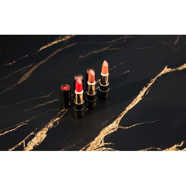 Stylingboard tile black gold