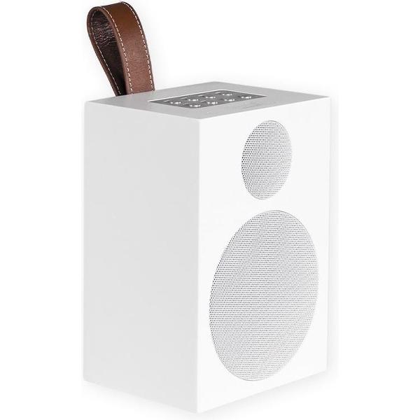 Quadral Breeze One white