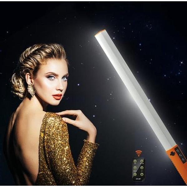 LUXCeO Q508D Dubbele kleurtemperatuur Foto LED Stick Videolamp Handheld LED-vullicht Flitsverlichtingslamp (oranje)