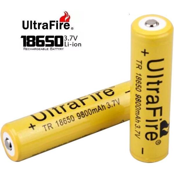 2x Ultrafire 18650 - 9800mAh Li-ion Oplaadbare Batterij 3.7V - Button Top