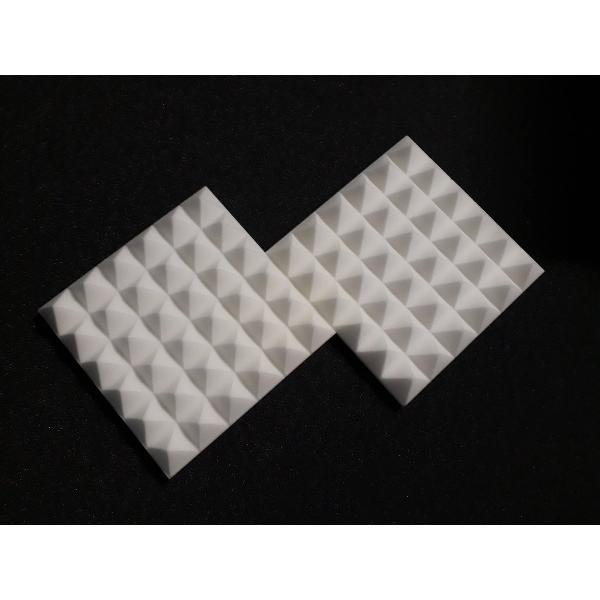 Studioschuim Piramide WIT 5 stuks 30x30x5cm