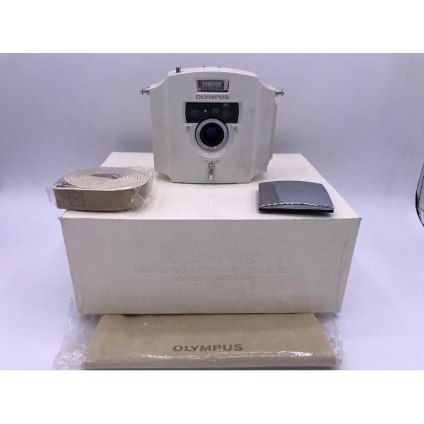 OLYMPUS ECRU COLLECTOR 35MM FILM CAMERA