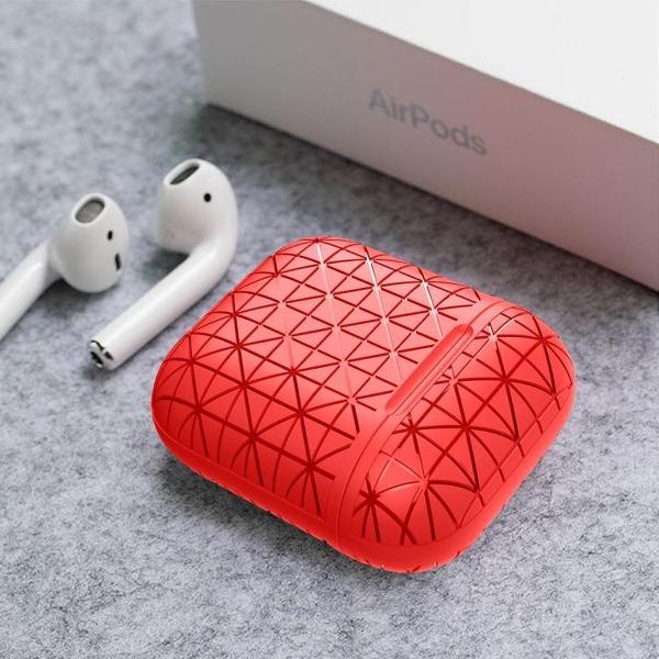 AirPods hoesje van By Qubix - AirPods 1/2 hoesje triangle series - soft case - rood