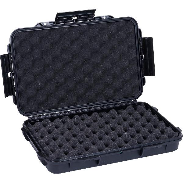 Neem al je kleine, waardevolle spullen veilig mee in deze Innox Impact Line 003 Con, een stevige flightcase die IP67 waterbestendig is en van military grade kunststof wordt gemaakt. Binnenmaten: 316 x 195 x 53 mm.