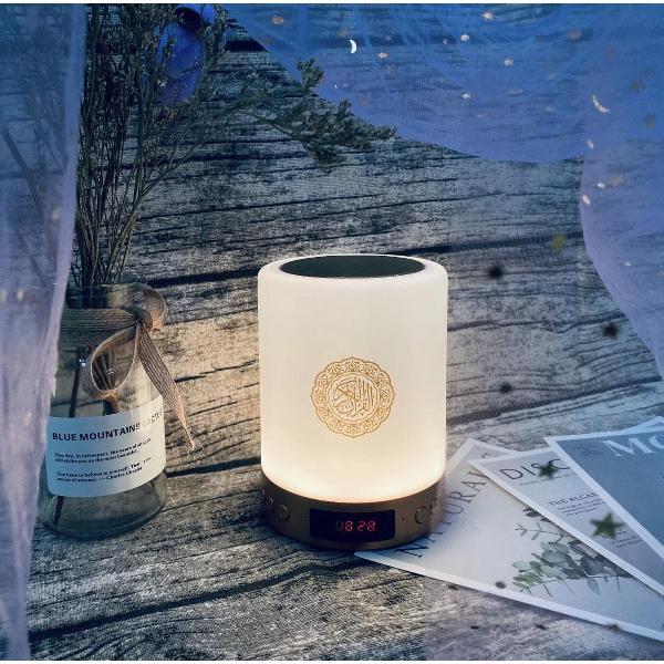Koran Bluetooth Speaker - Draadloze FM Radio - Koran Lezer - Draadloze Luidspreker met Koran Lezer Functie - Draagbare Speaker