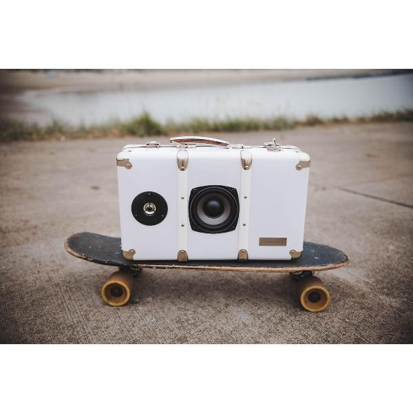 portable kado - Retro - bluetooth - koffer - USB aansluiting - wit - accu - uniek