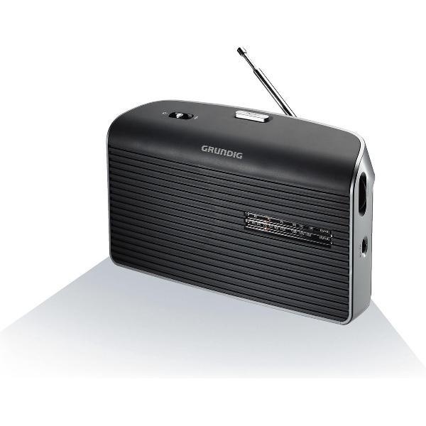 Grundig Micro Boy 60 Como/Silber- Radio