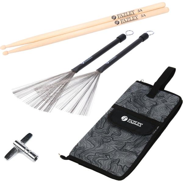 In dit pakket zitten de basics die je altijd bij je moet hebben als drummer. Een setje 5A drumstokken met houten tip, uitschuifbare brushes met metalen sprieten, een stokkentas en een eenvoudige drumsleutel.