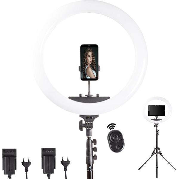 Varin® LED Ringlamp set met statief - 19 inch (48,26 cm) - 60W en CRI >85 - 70 t/m 240 cm hoogte - Incl. accu's en laders - Bluetooth remote shutter voor smartphone - Telefoonhouders en tablethouder - Daglichtlamp - Studiolamp - Ring lamp