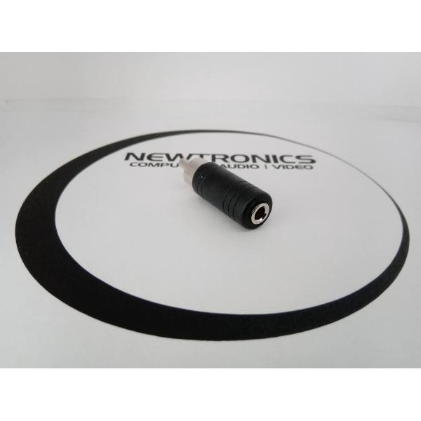 Newtronics audio adapter 3.5mm vrouwelijk - Tulp mannelijk - MONO