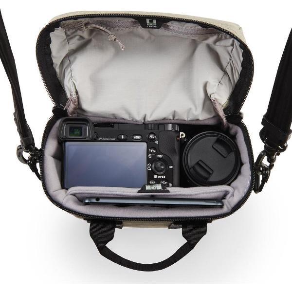 Pacsafe Z5 Documententas Groen